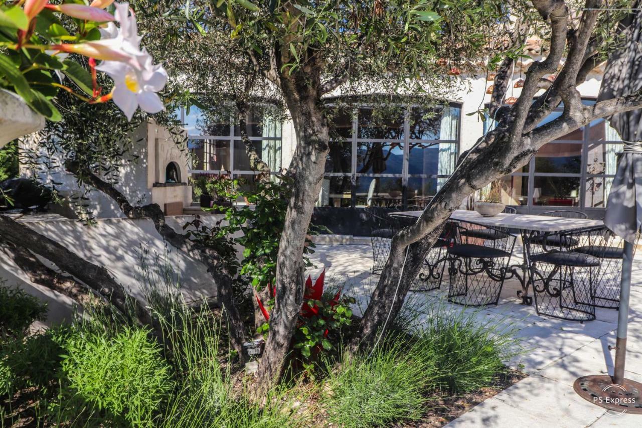 Hotel Mas De Provence En Riviera La Roquette-sur-Var Esterno foto